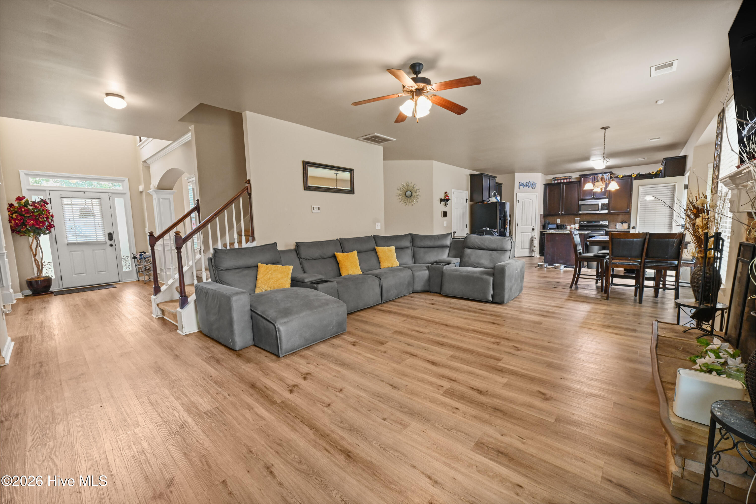 6074 Reynolds Circle Property Photo 6