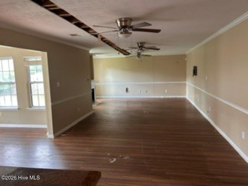 7504 Senators Ridge Drive Property Photo 5