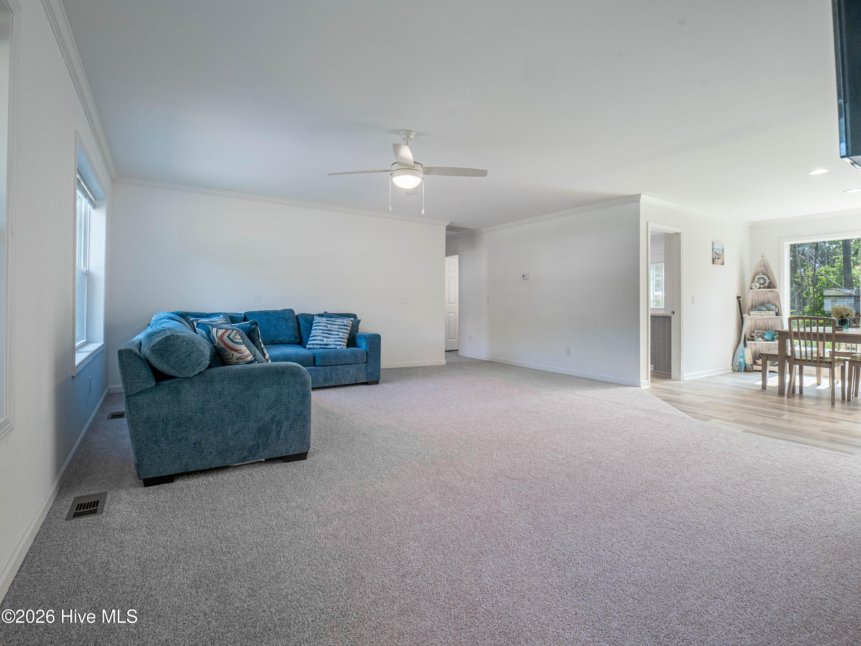 137 Bayside Drive Property Photo 7