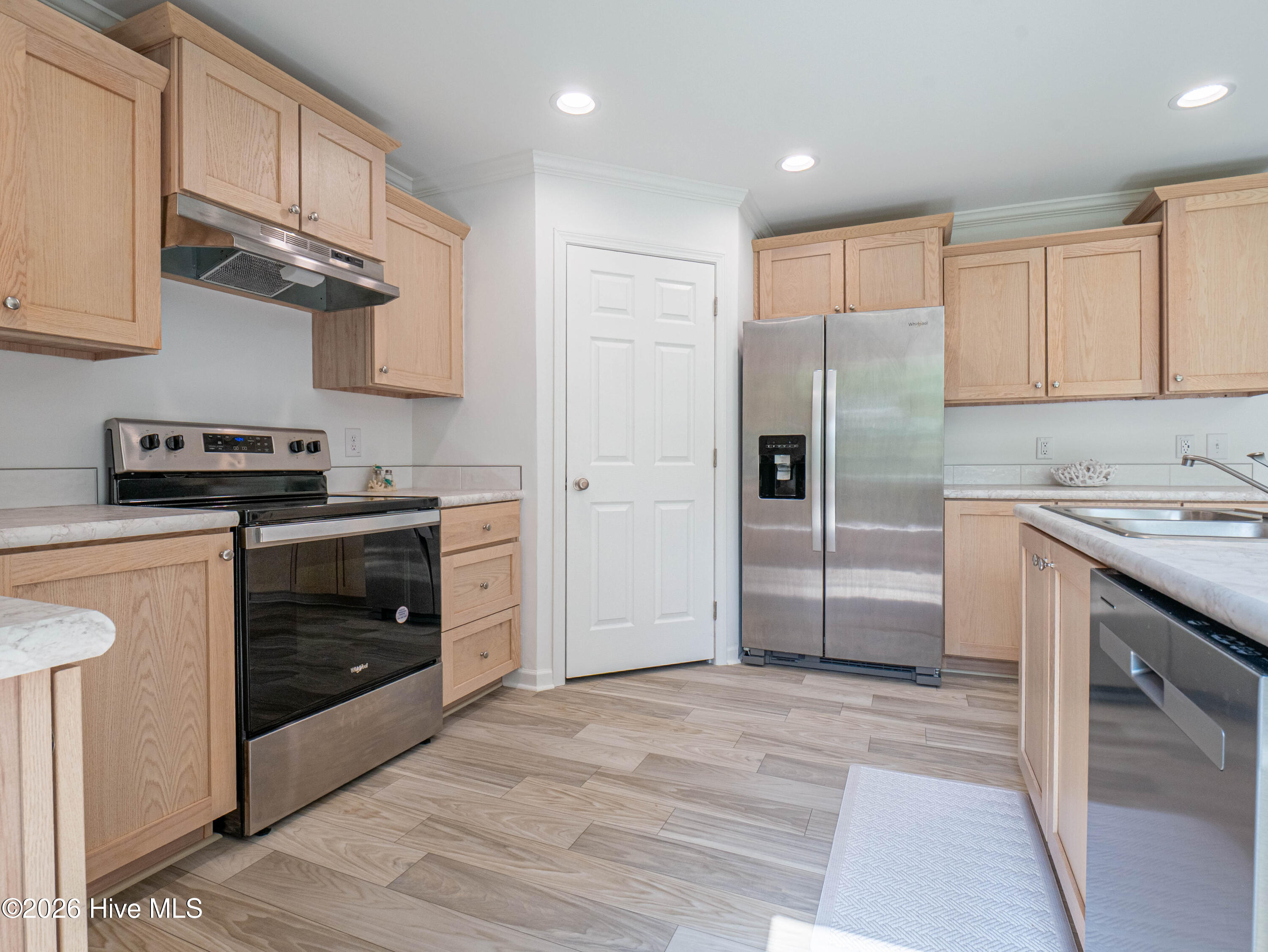 137 Bayside Drive Property Photo 15