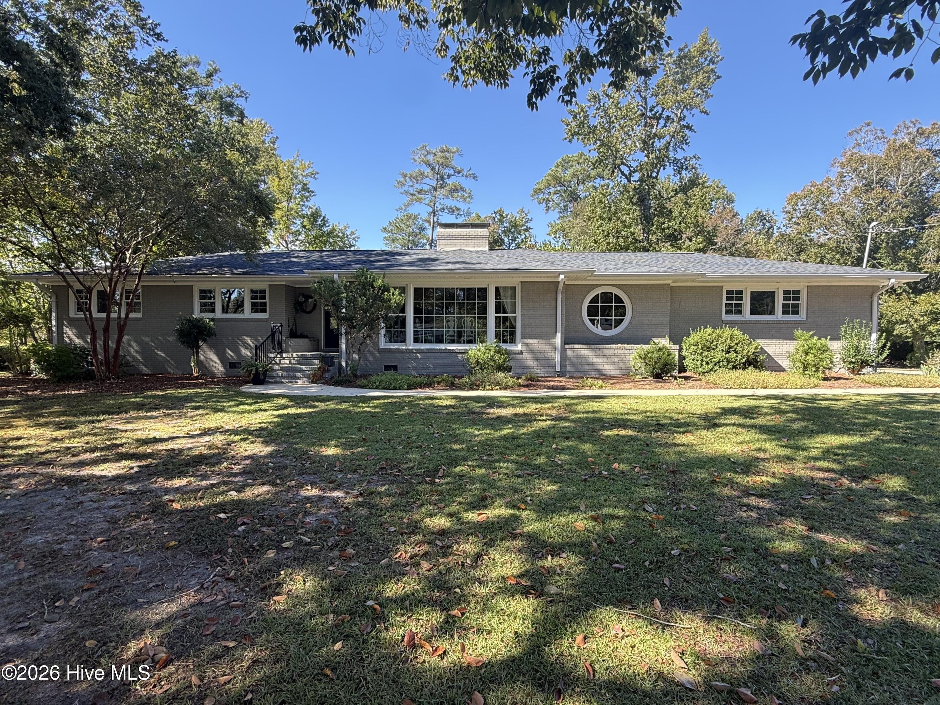 406 Country Club Drive Property Photo 1