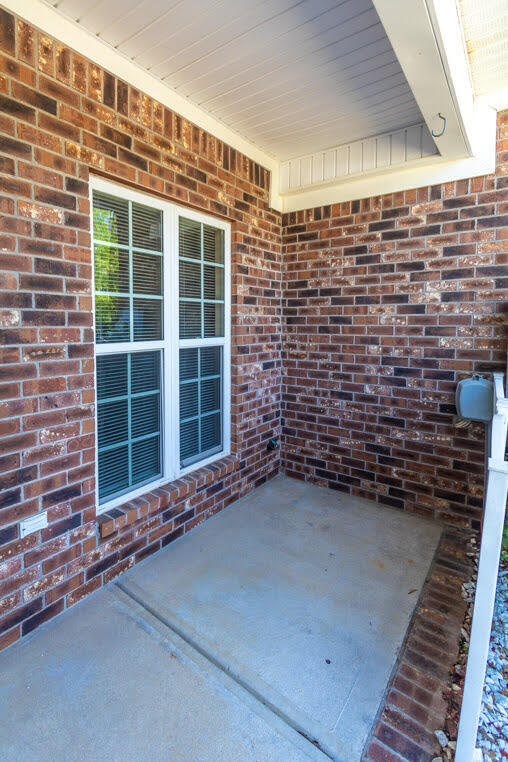 308 High Meadows Place Property Photo 4