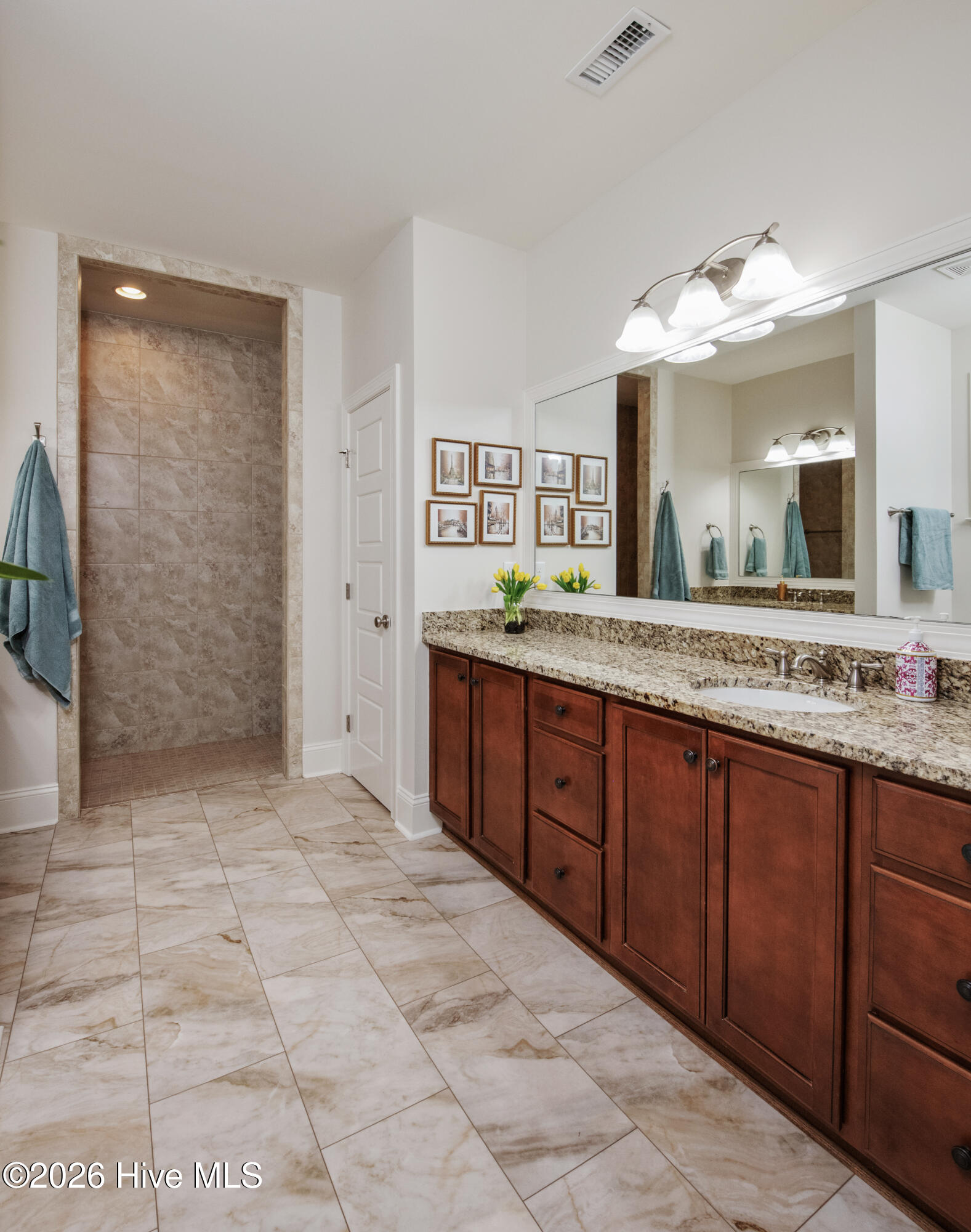 2129 Forest View Circle Property Photo 32