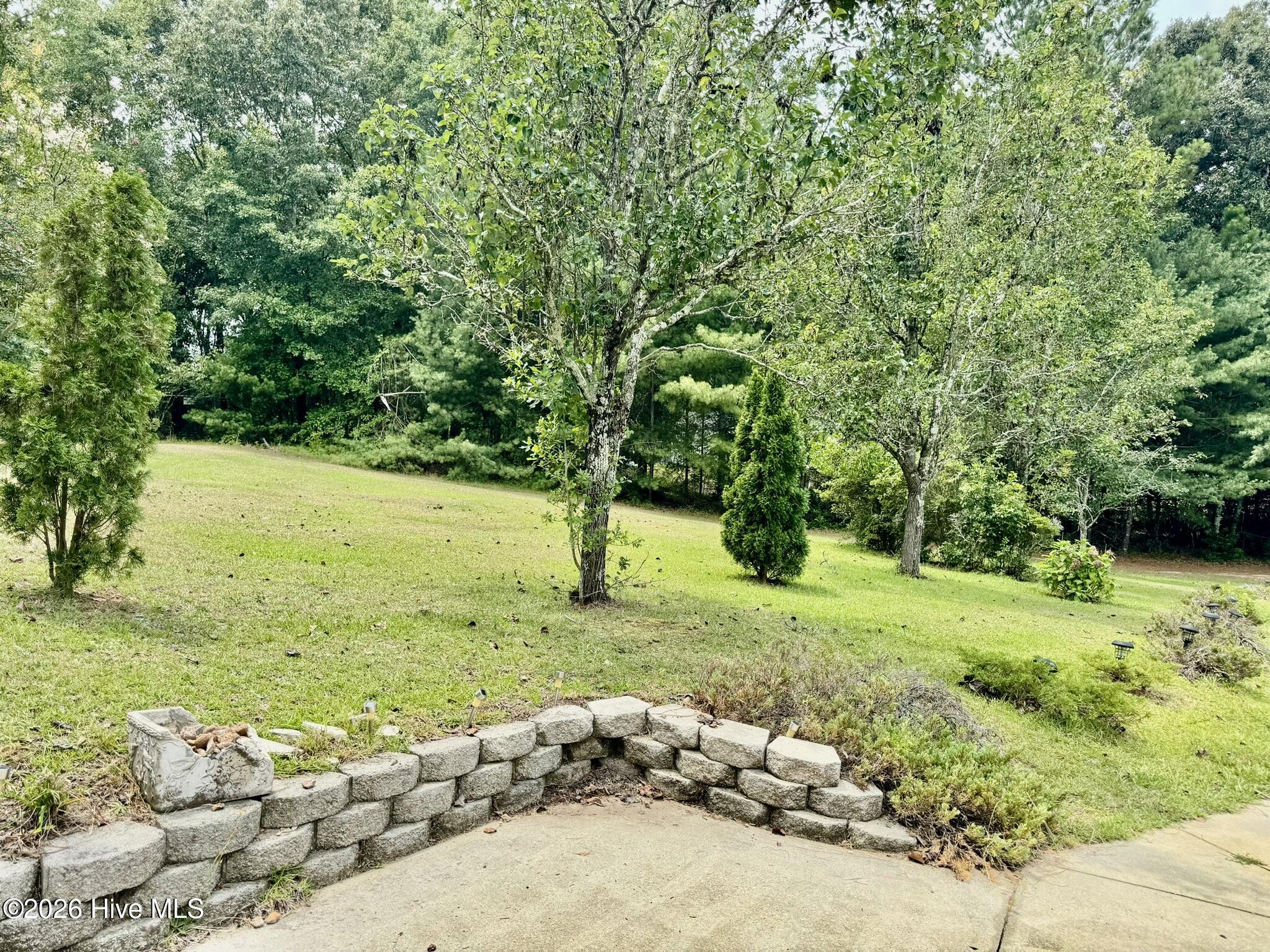 255 Hill And Dell Drive Property Photo 10