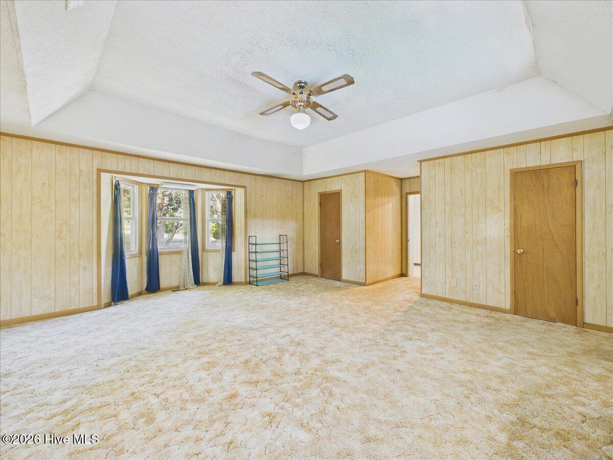 255 Hill And Dell Drive Property Photo 25
