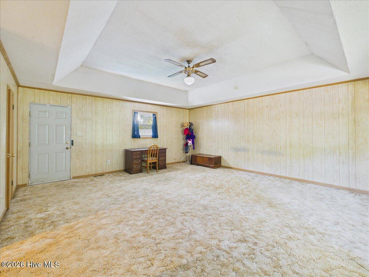 255 Hill And Dell Drive Property Photo 34