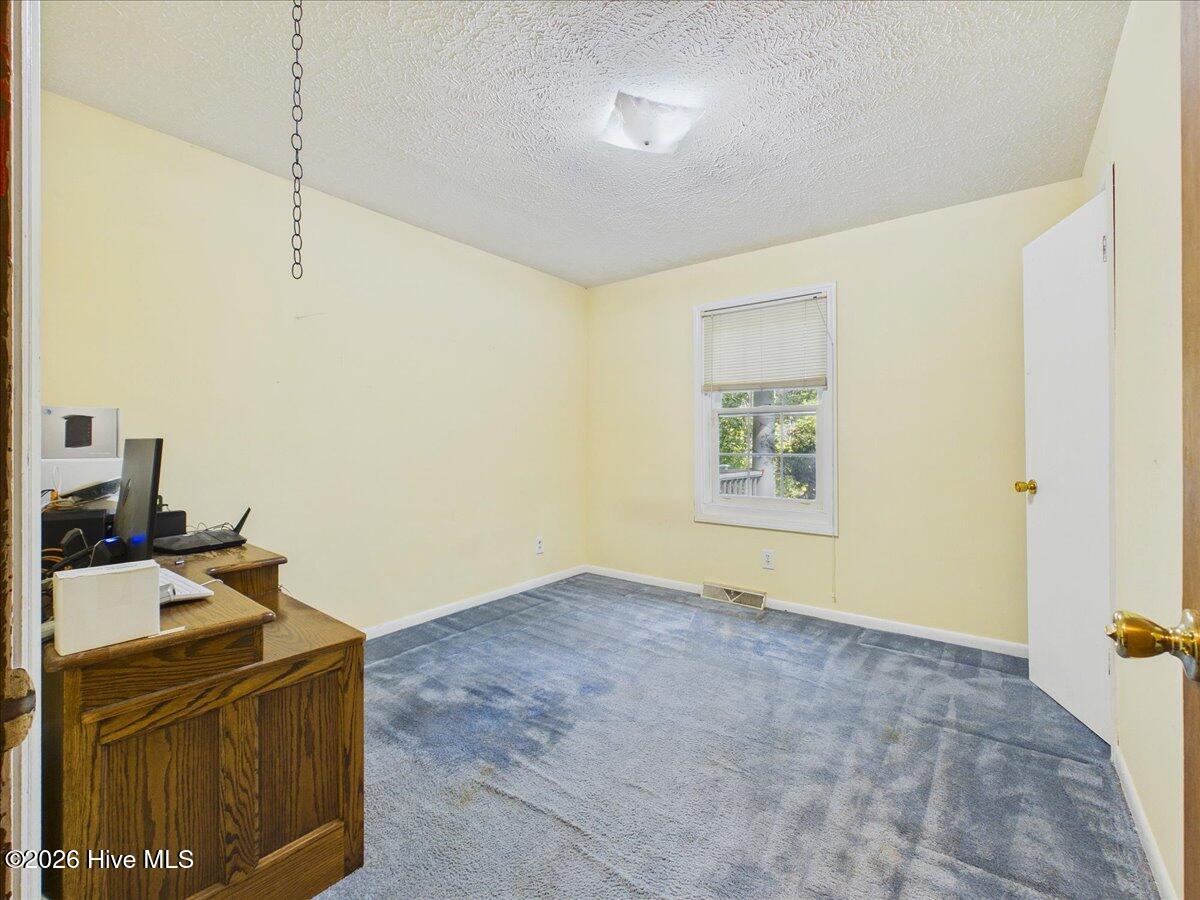 255 Hill And Dell Drive Property Photo 37