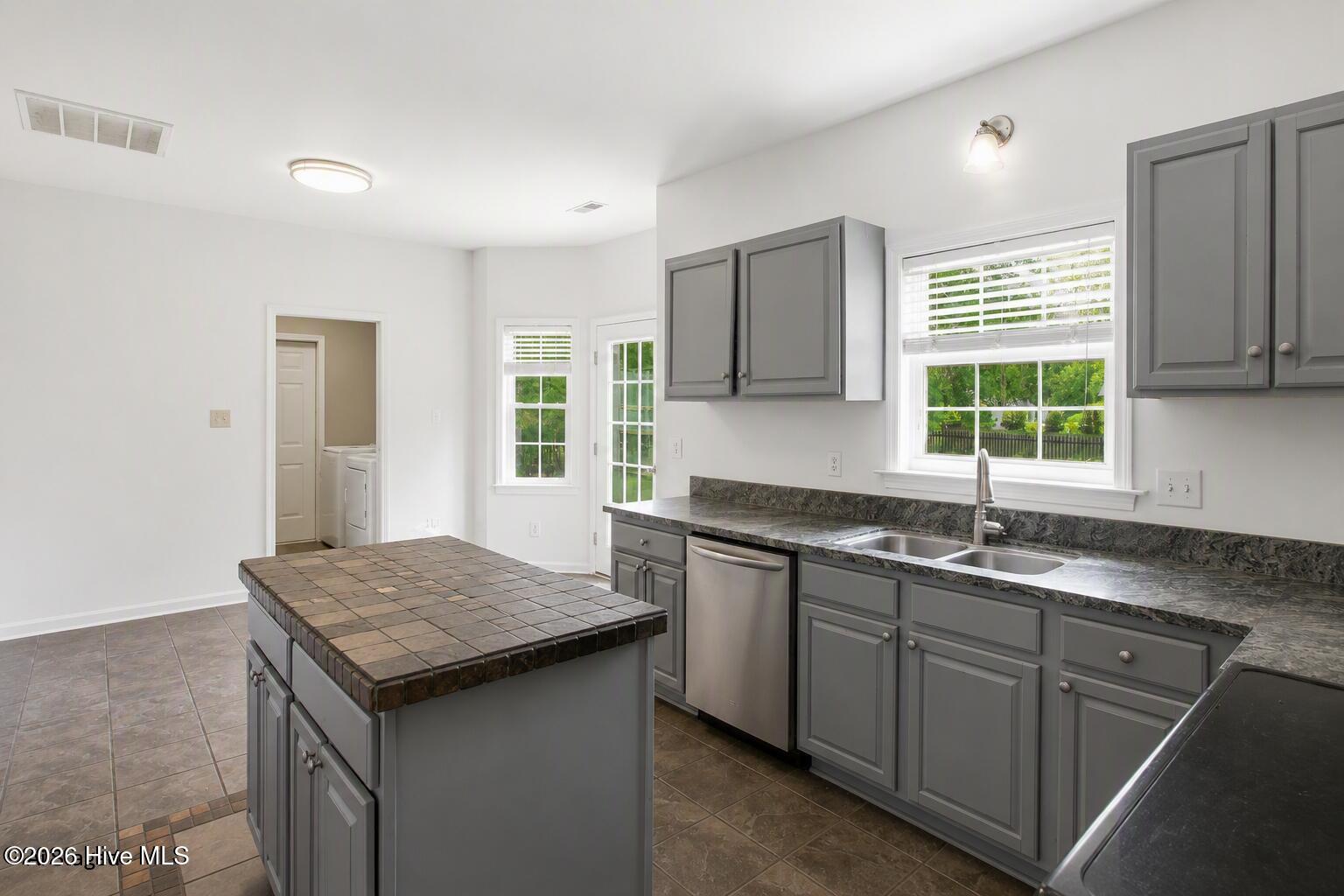 120 Farina Drive Property Photo 4