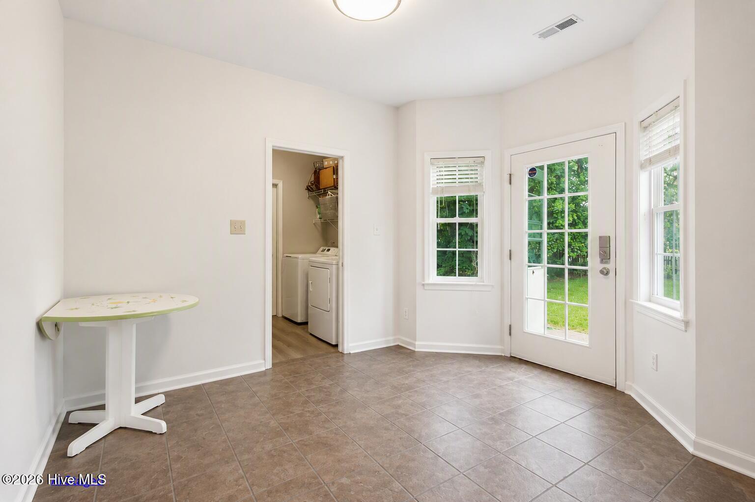 120 Farina Drive Property Photo 7