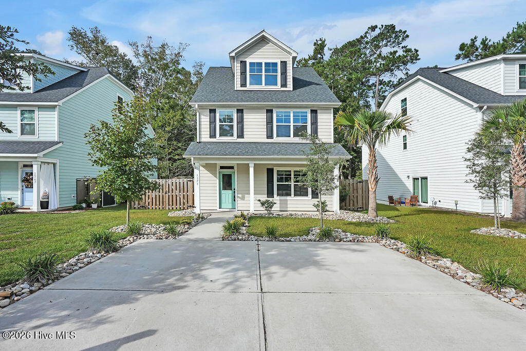 1171 N Caswell Avenue Property Photo 3