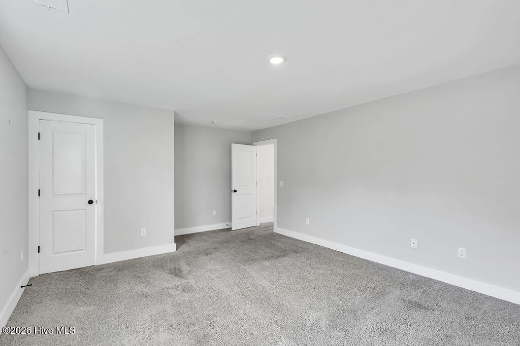 1171 N Caswell Avenue Property Photo 22