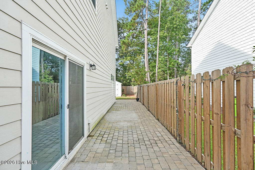 1171 N Caswell Avenue Property Photo 29