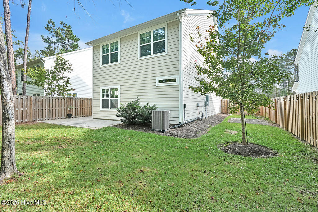 1171 N Caswell Avenue Property Photo 33