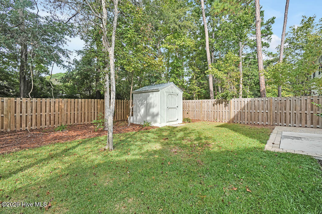 1171 N Caswell Avenue Property Photo 34