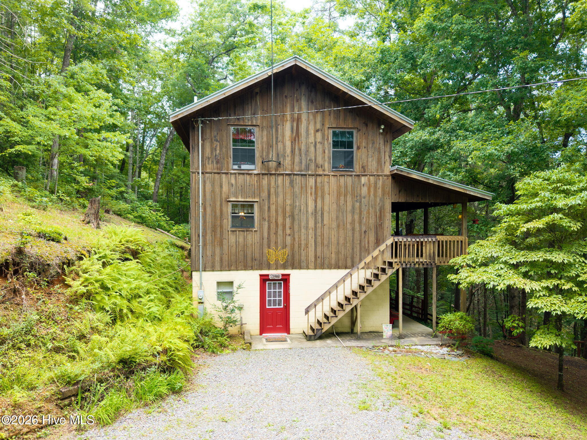 910 Laurel Branch Road Property Photo 3