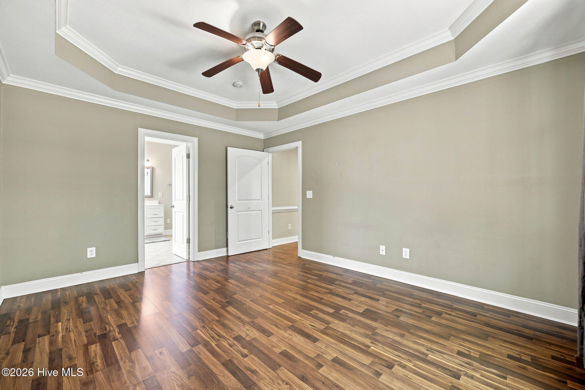 1676 Cambria Drive B Property Photo 27