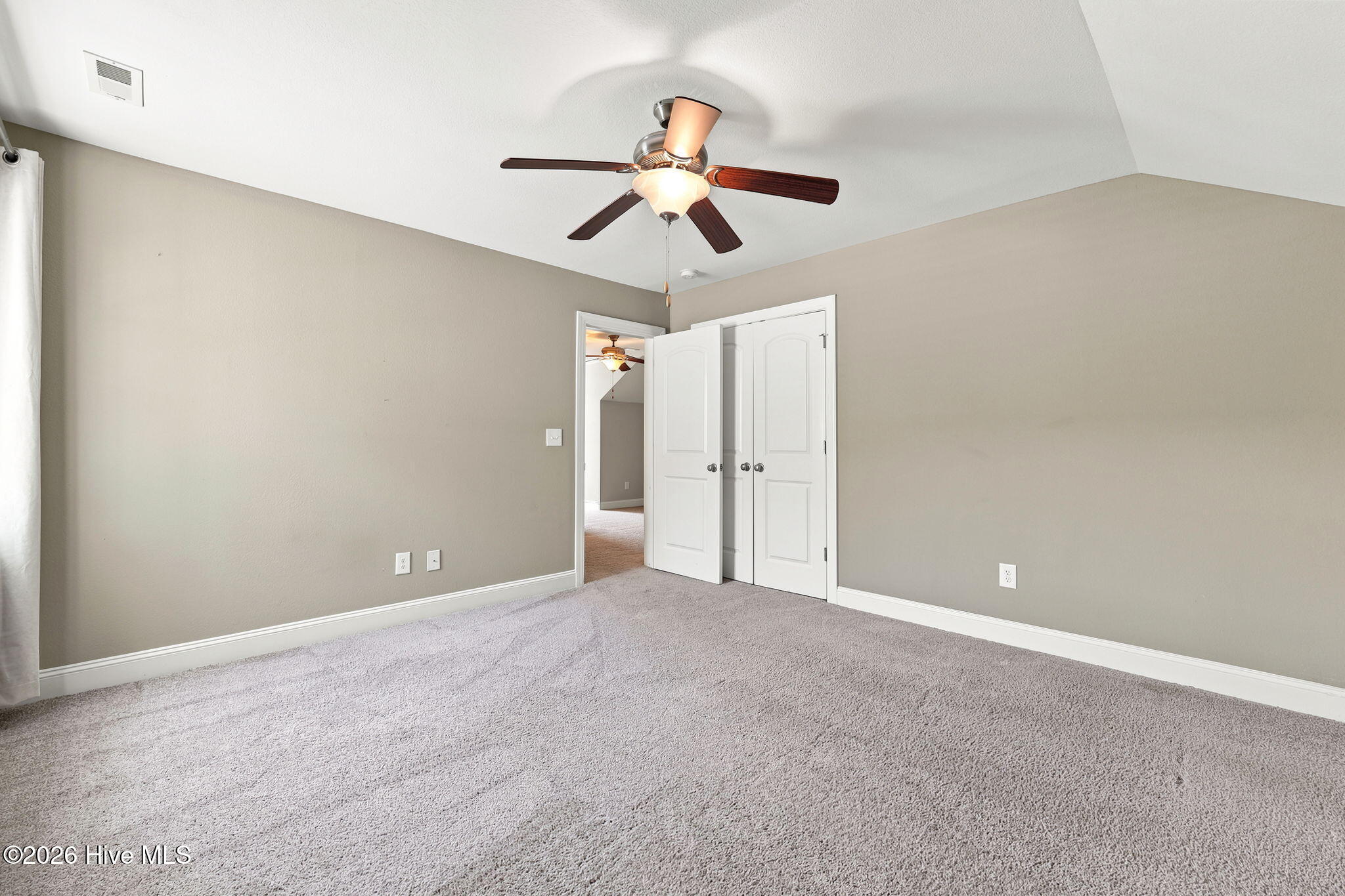 1676 Cambria Drive B Property Photo 40