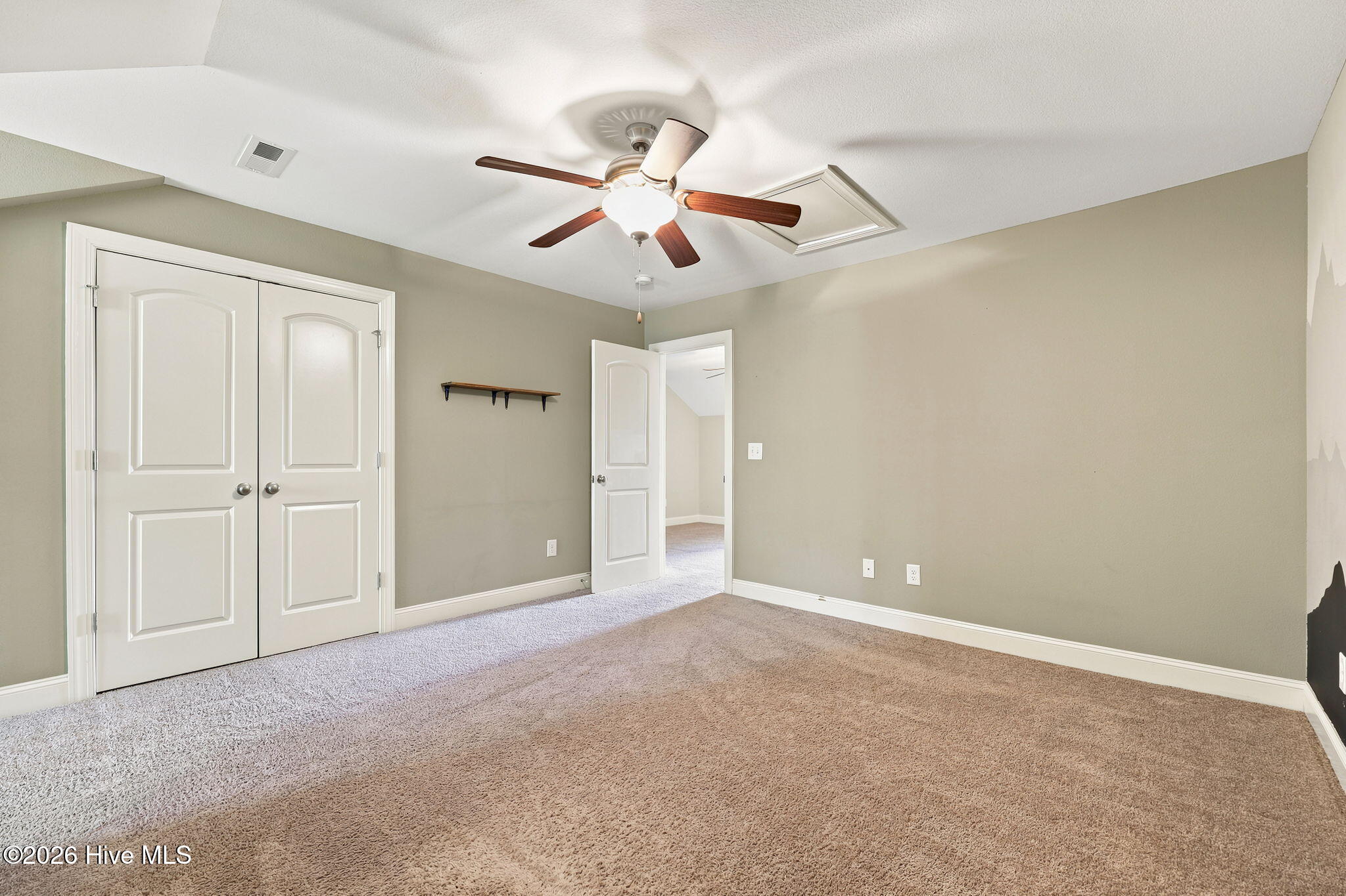 1676 Cambria Drive B Property Photo 42