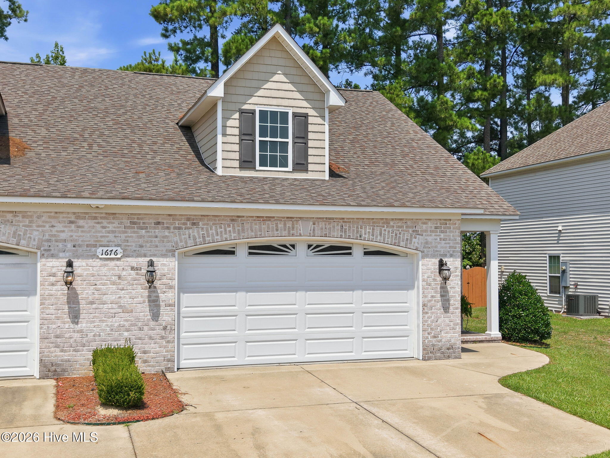 1676 Cambria Drive B Property Photo 45