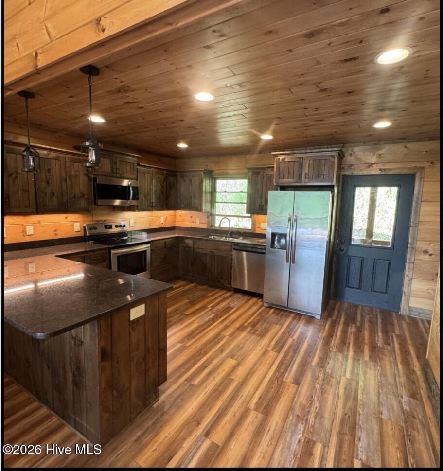 371 Black Bear Trail Property Photo 8