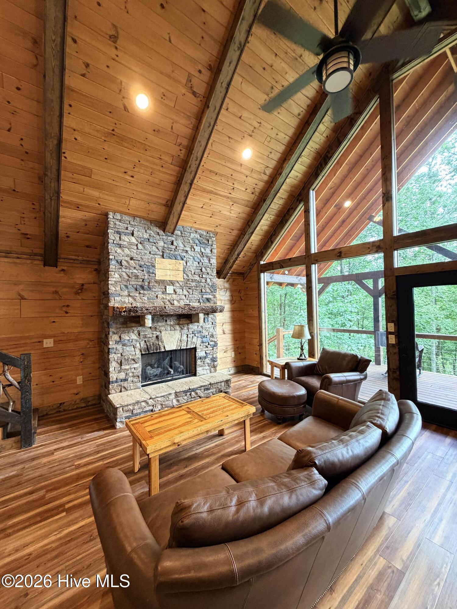 371 Black Bear Trail Property Photo 9