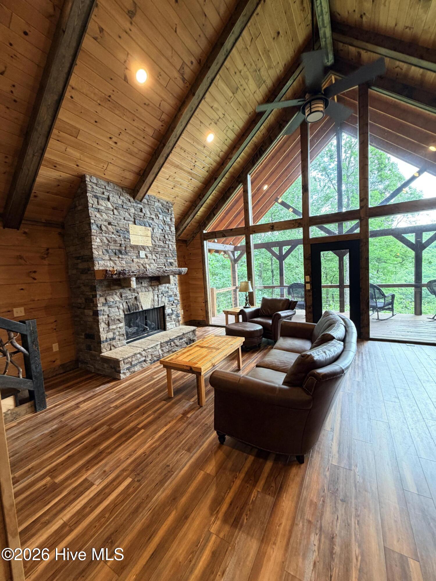 371 Black Bear Trail Property Photo 10