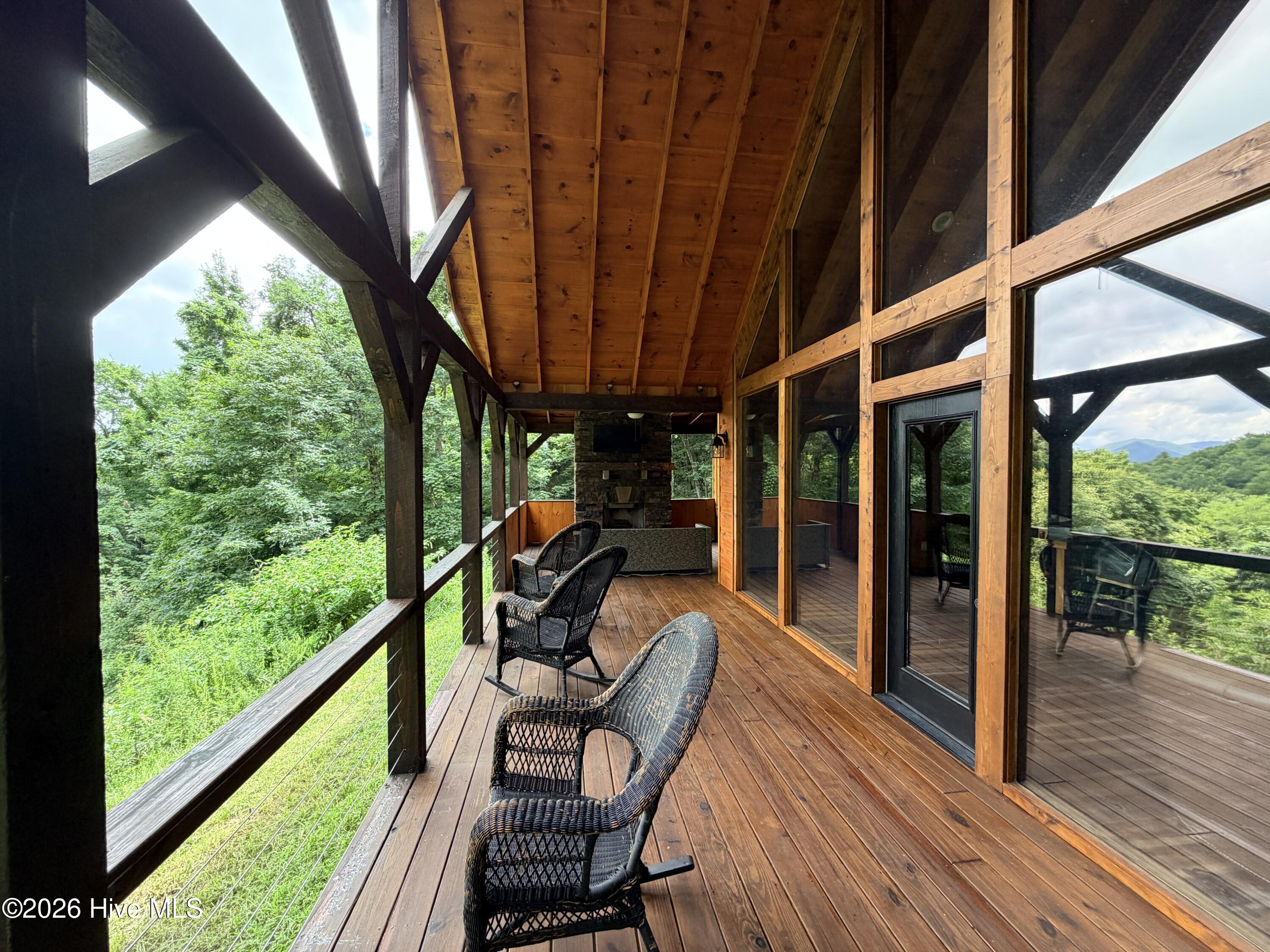 371 Black Bear Trail Property Photo 37