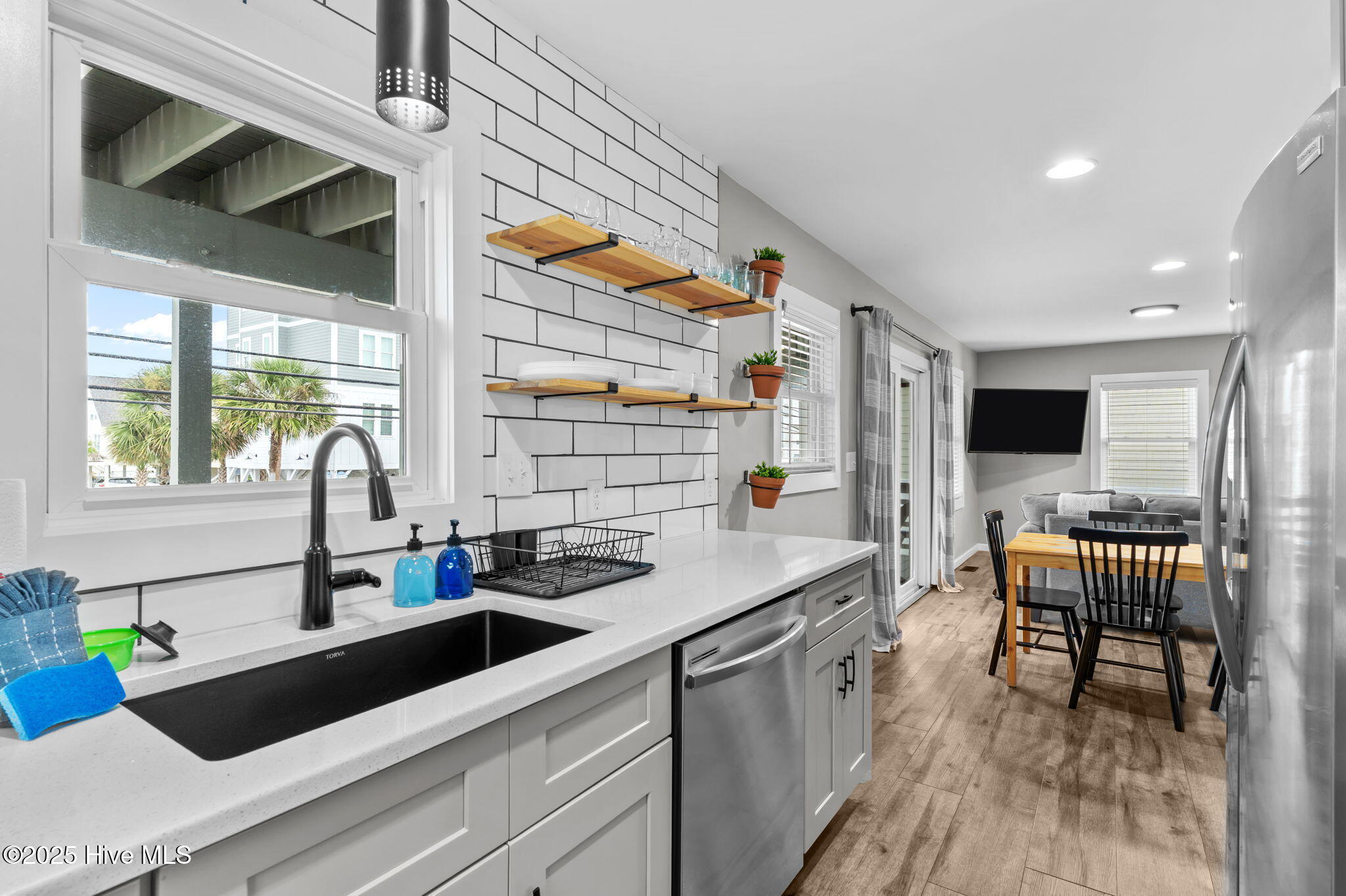 1504 Canal Drive Property Photo 8