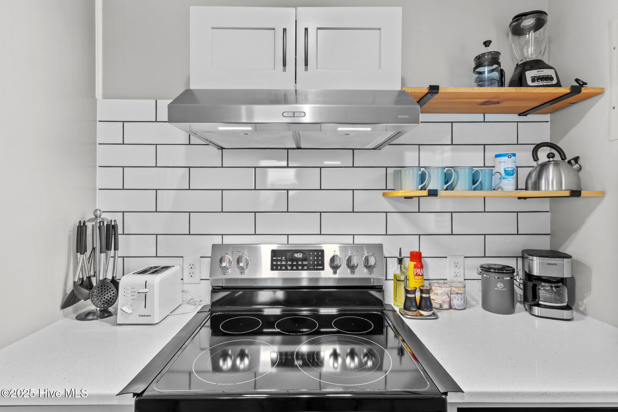 1504 Canal Drive Property Photo 12