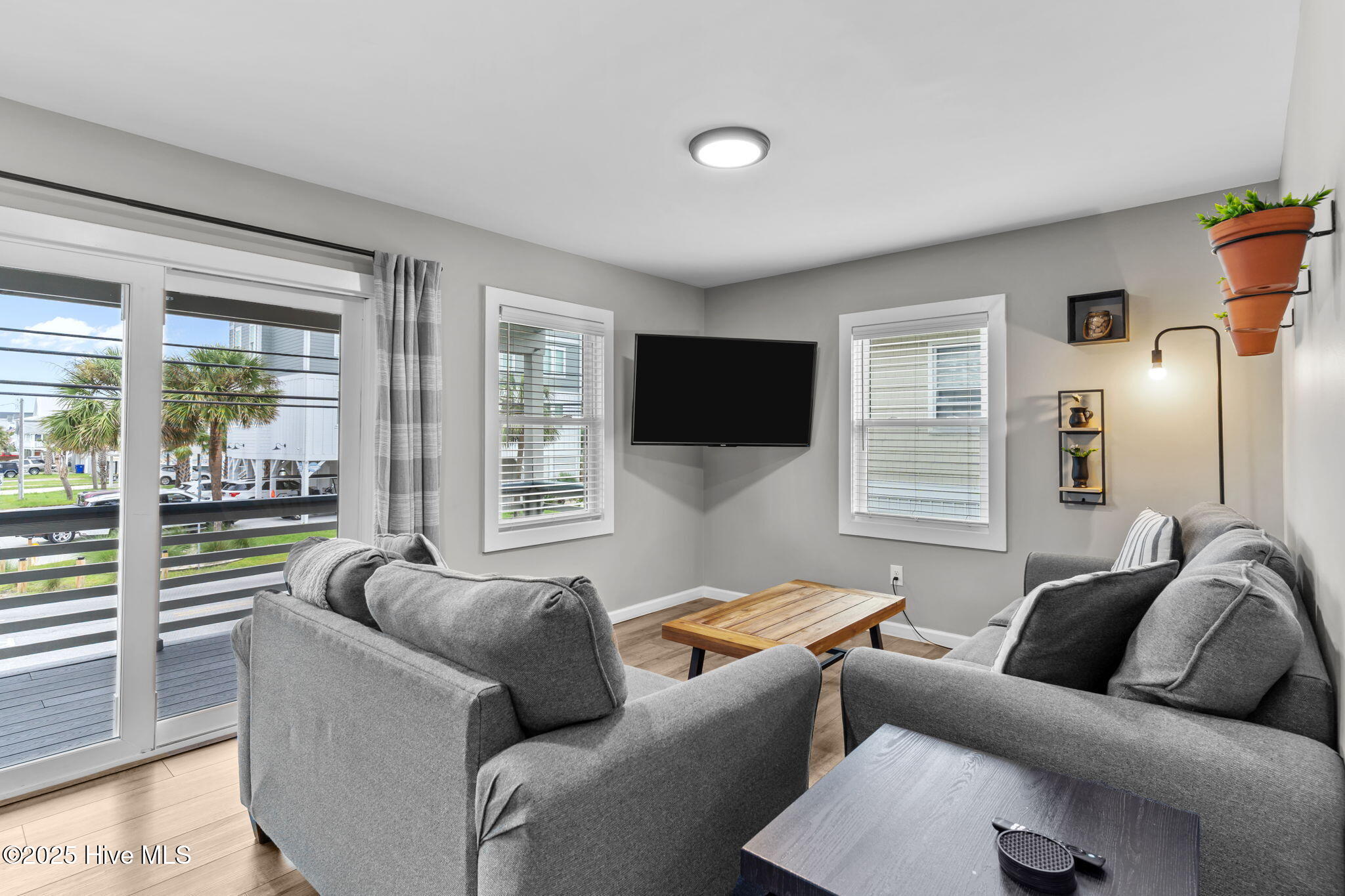 1504 Canal Drive Property Photo 14