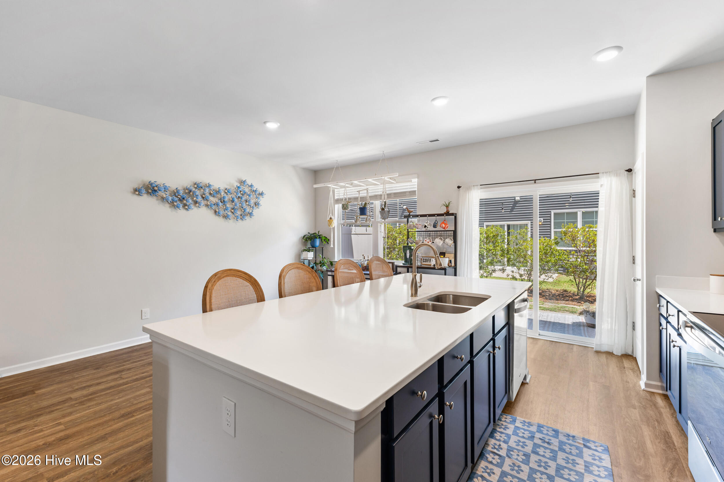 6709 White Shark Way Property Photo 8