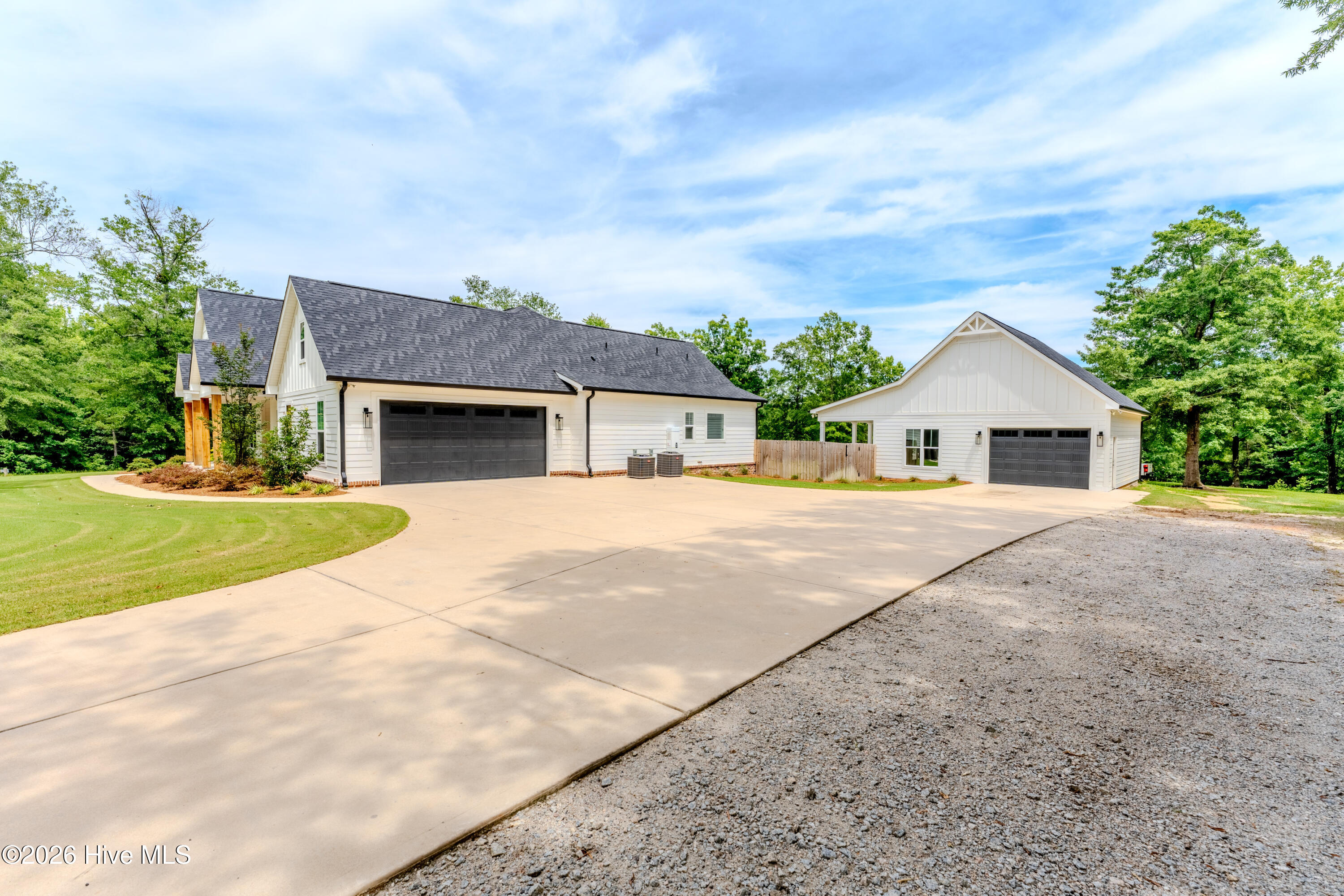 3343 Tom Bartles Road Property Photo 3