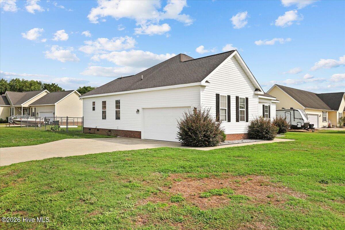 208 Johnson Branch Road Property Photo 3