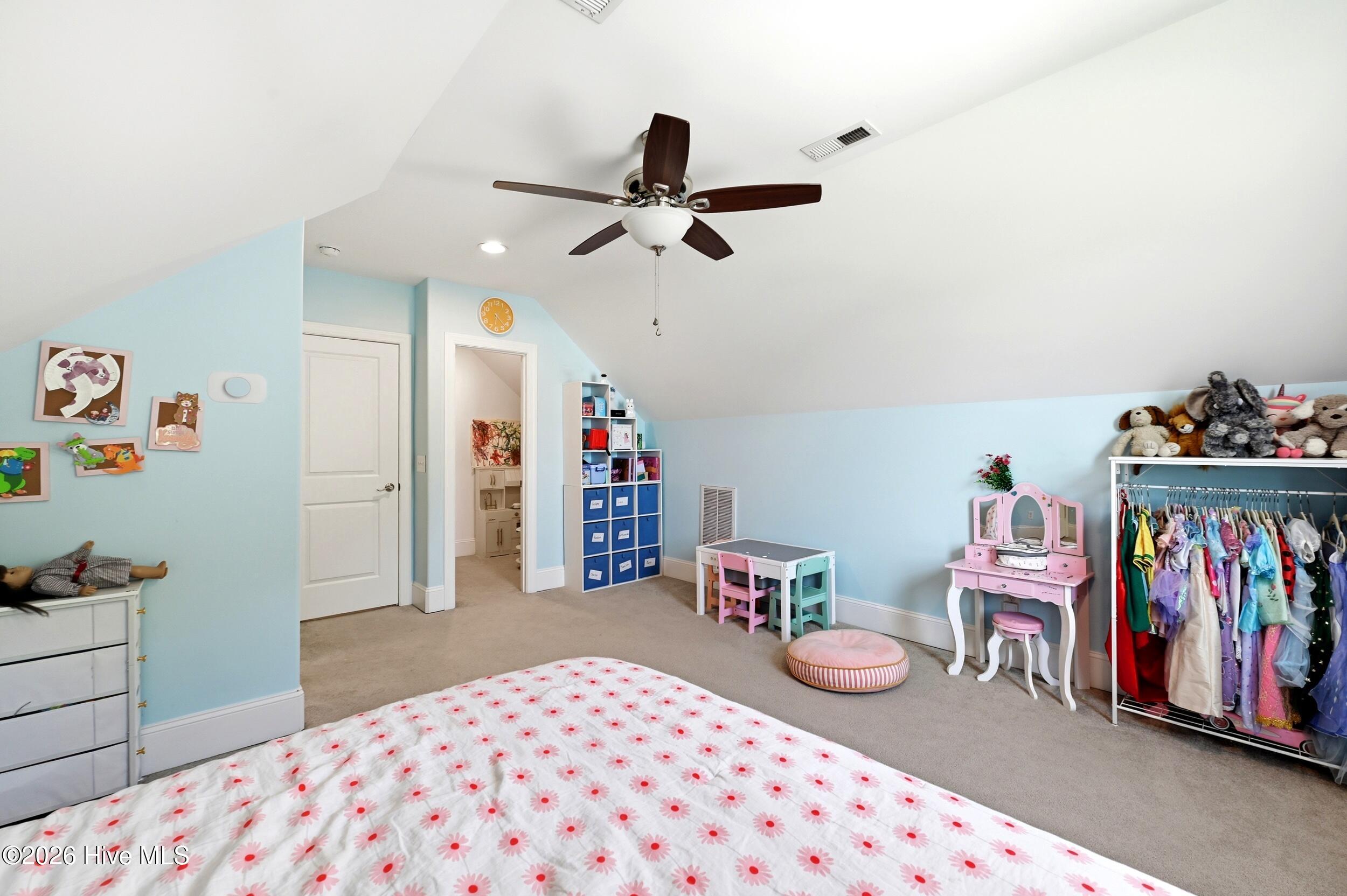 401 Summerhouse Drive Property Photo 39