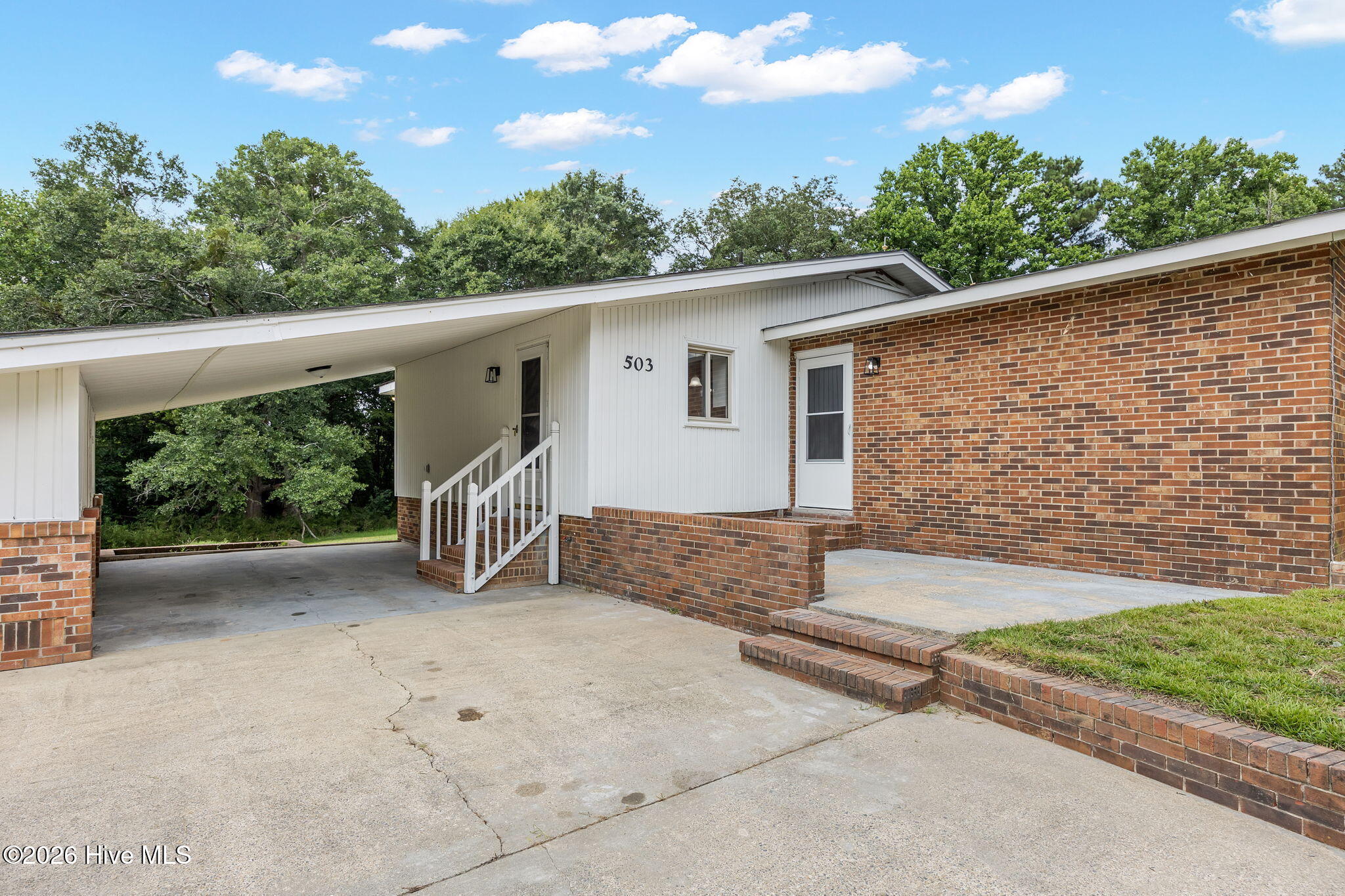 503 Rollingwood Drive Property Photo 3