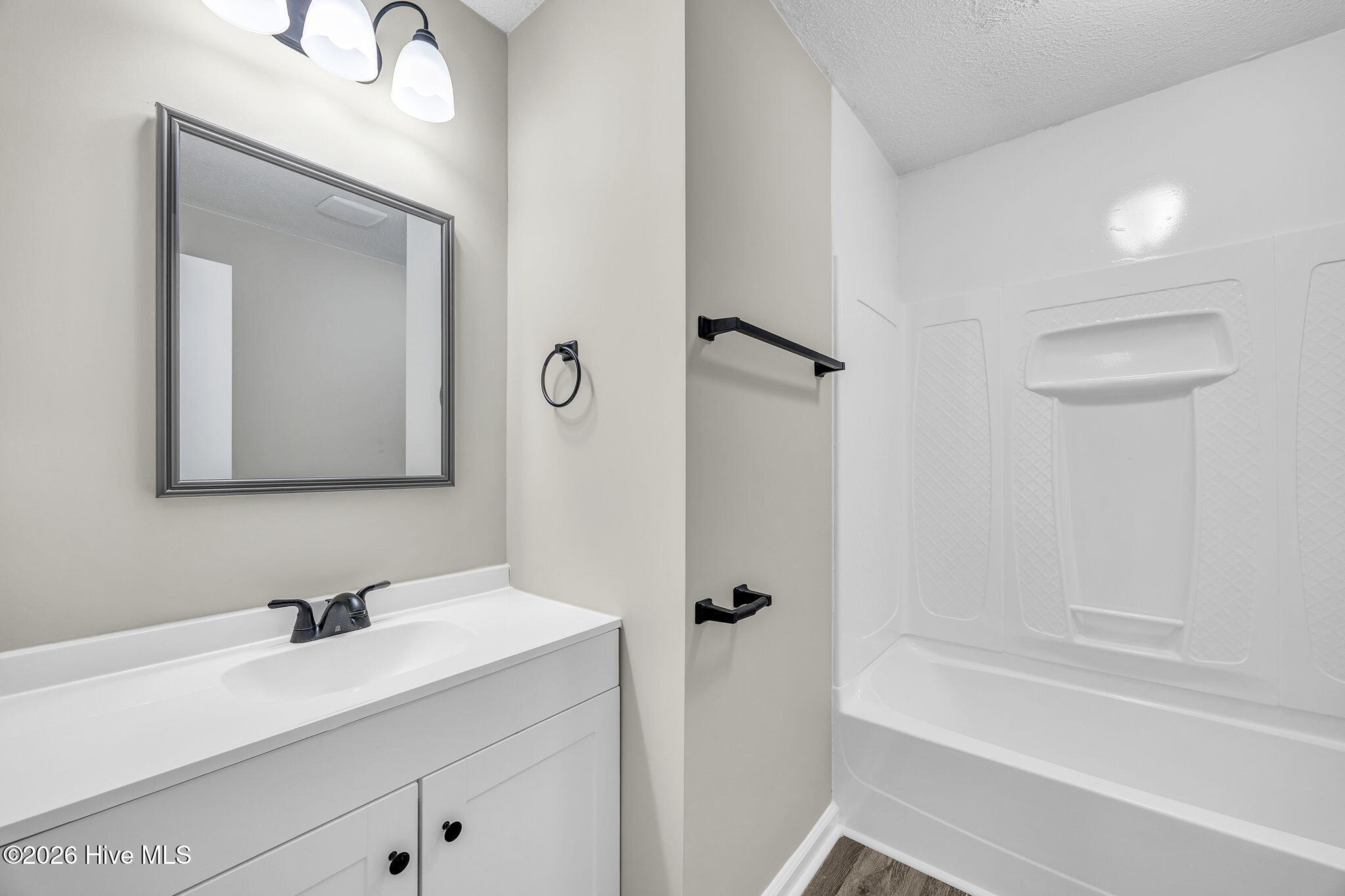 503 Rollingwood Drive Property Photo 15