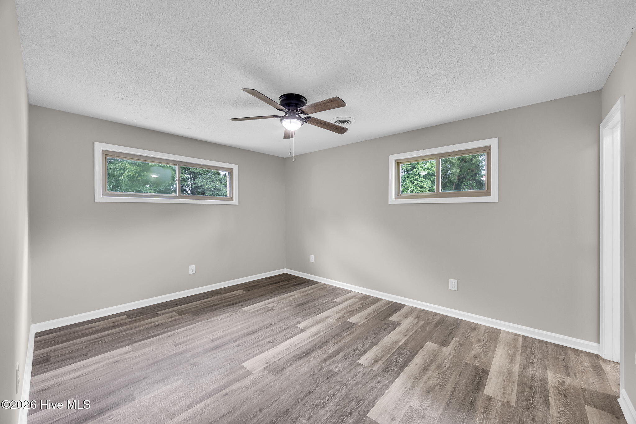 503 Rollingwood Drive Property Photo 17