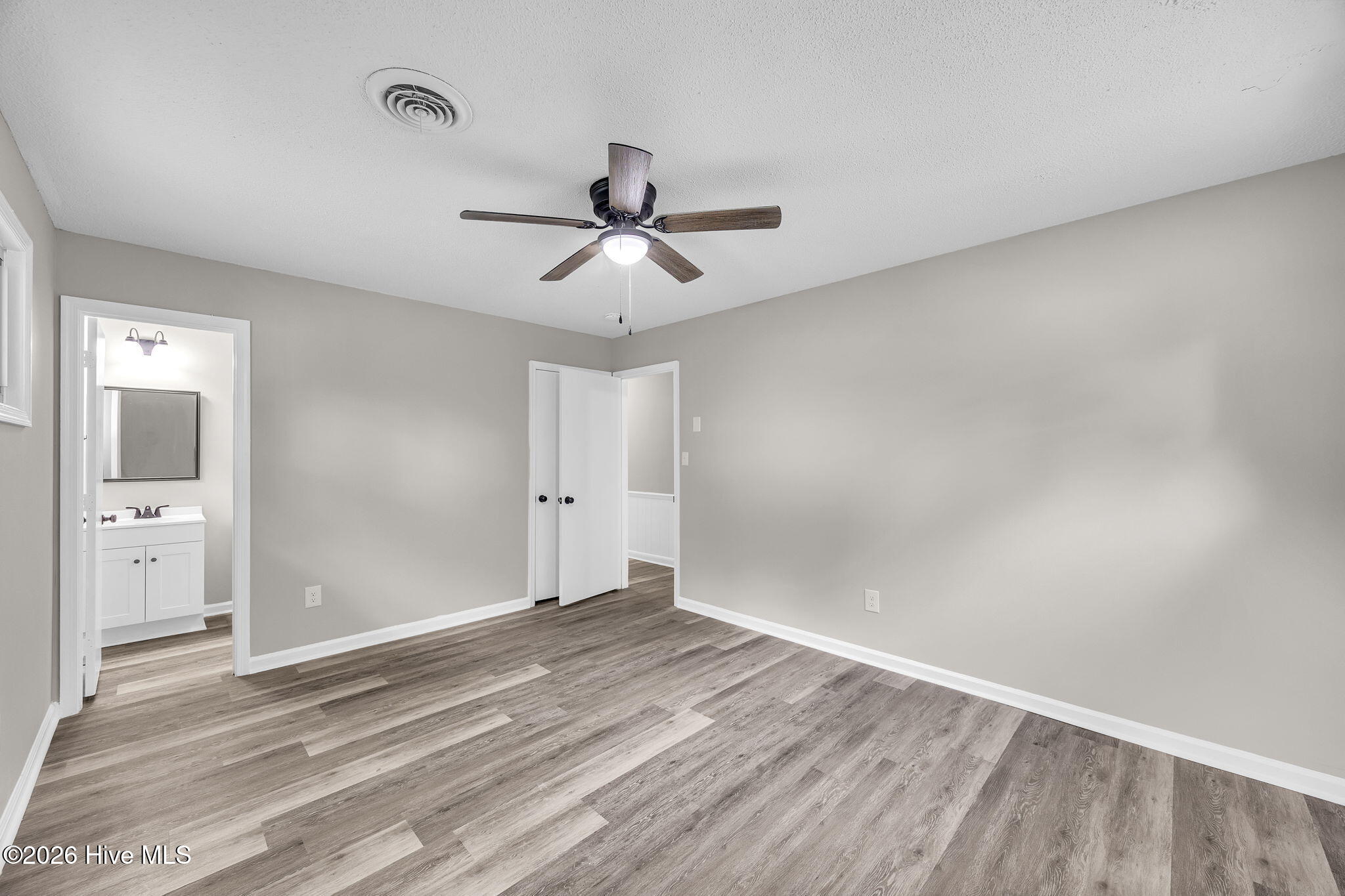 503 Rollingwood Drive Property Photo 18