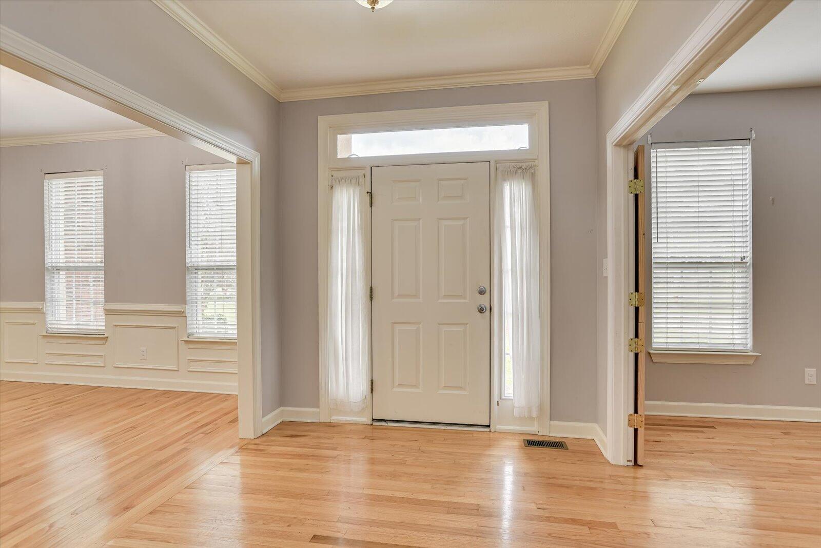 4363 Wisteria Court Property Photo 3