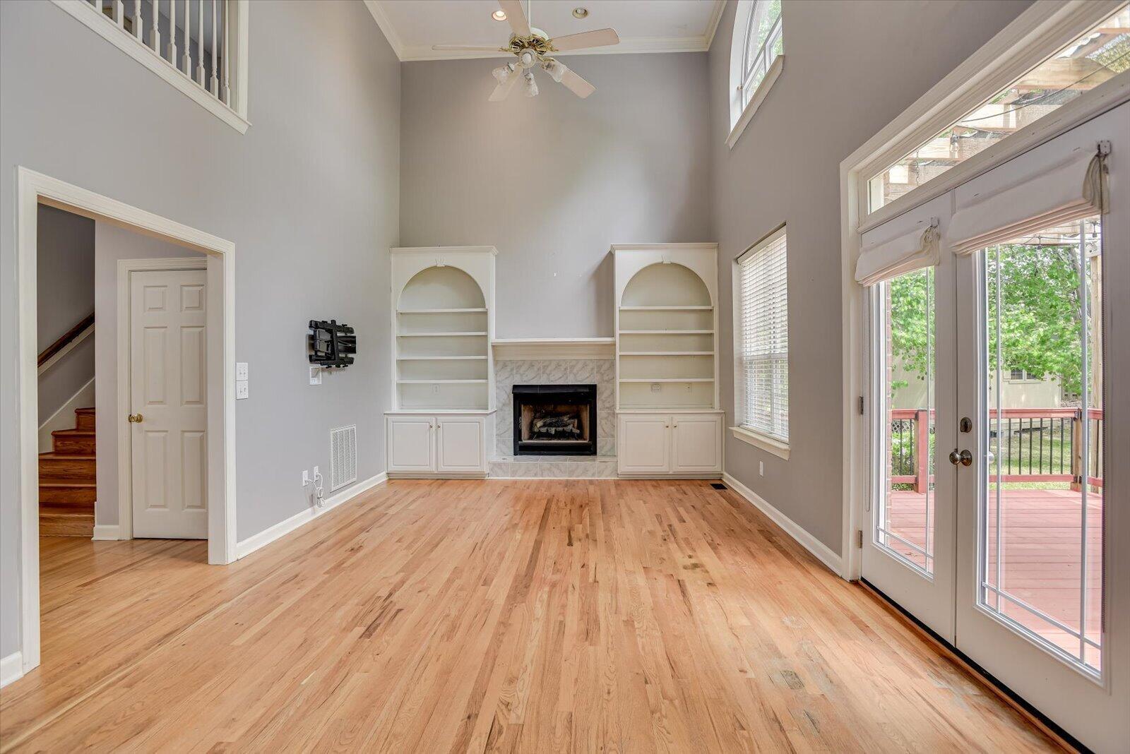 4363 Wisteria Court Property Photo 6