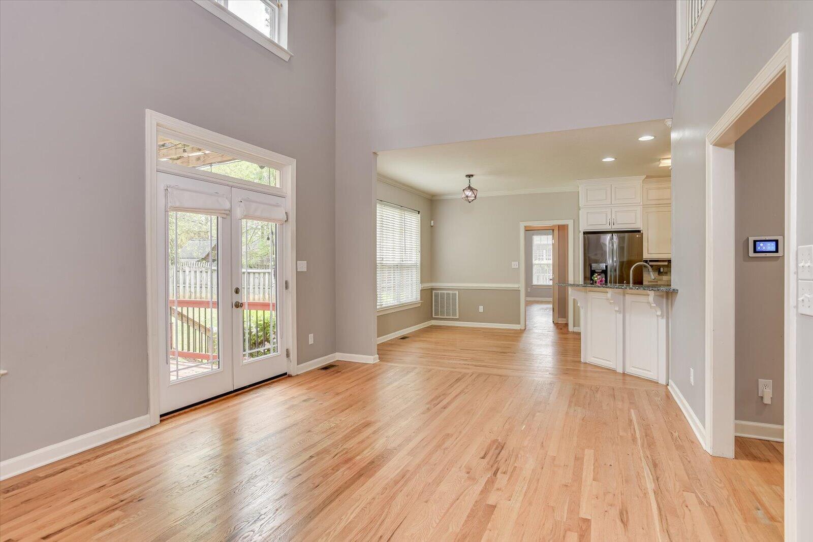 4363 Wisteria Court Property Photo 7