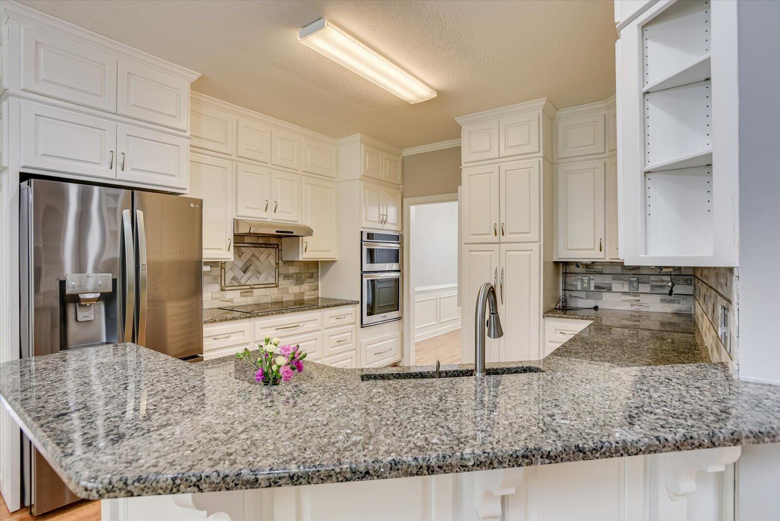 4363 Wisteria Court Property Photo 11