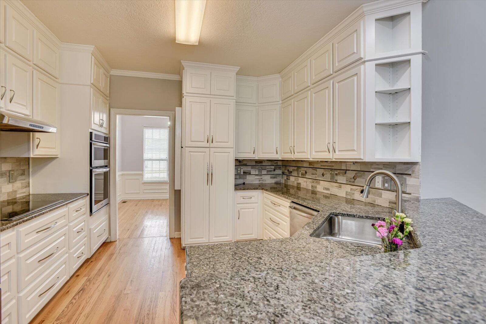 4363 Wisteria Court Property Photo 12