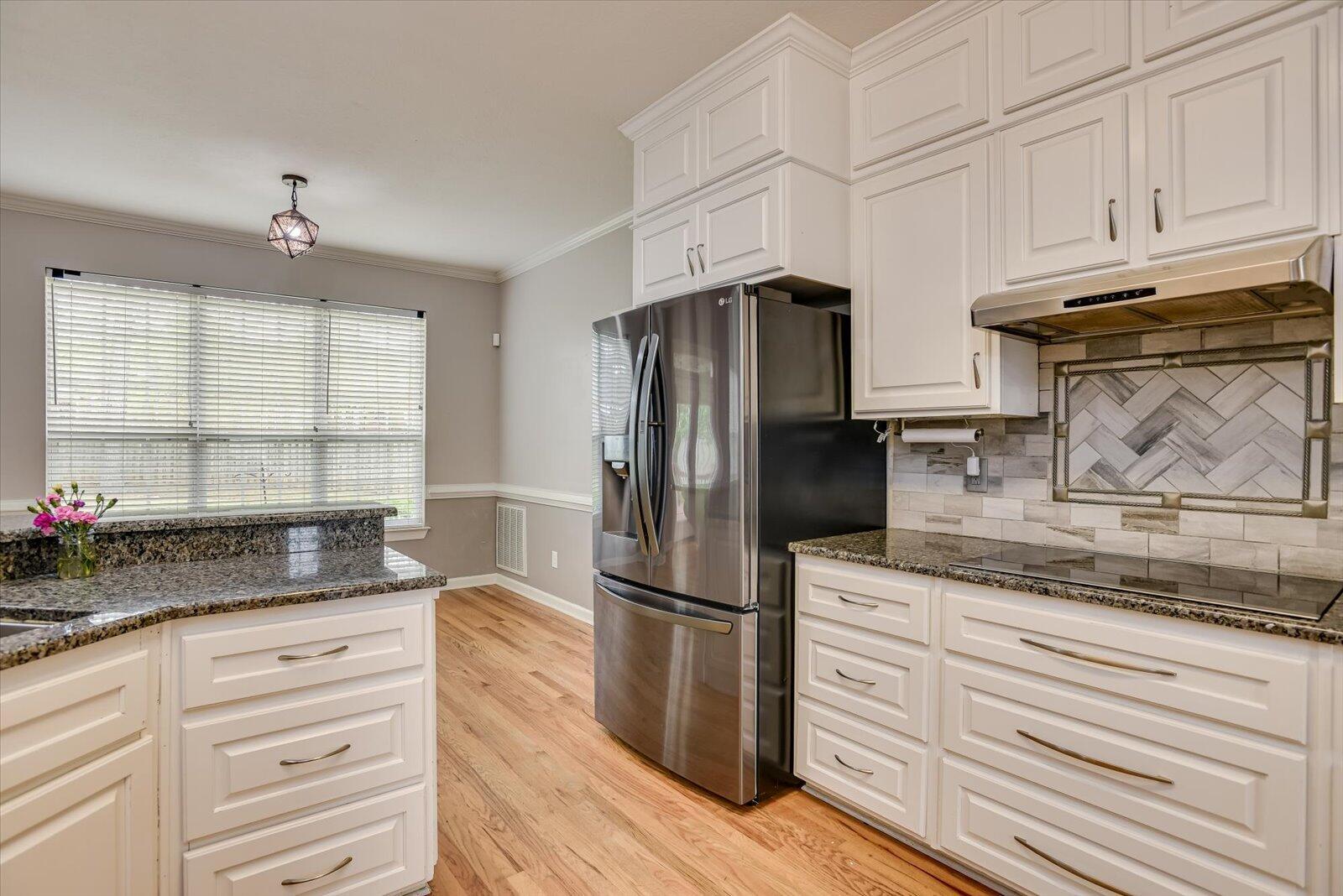 4363 Wisteria Court Property Photo 13