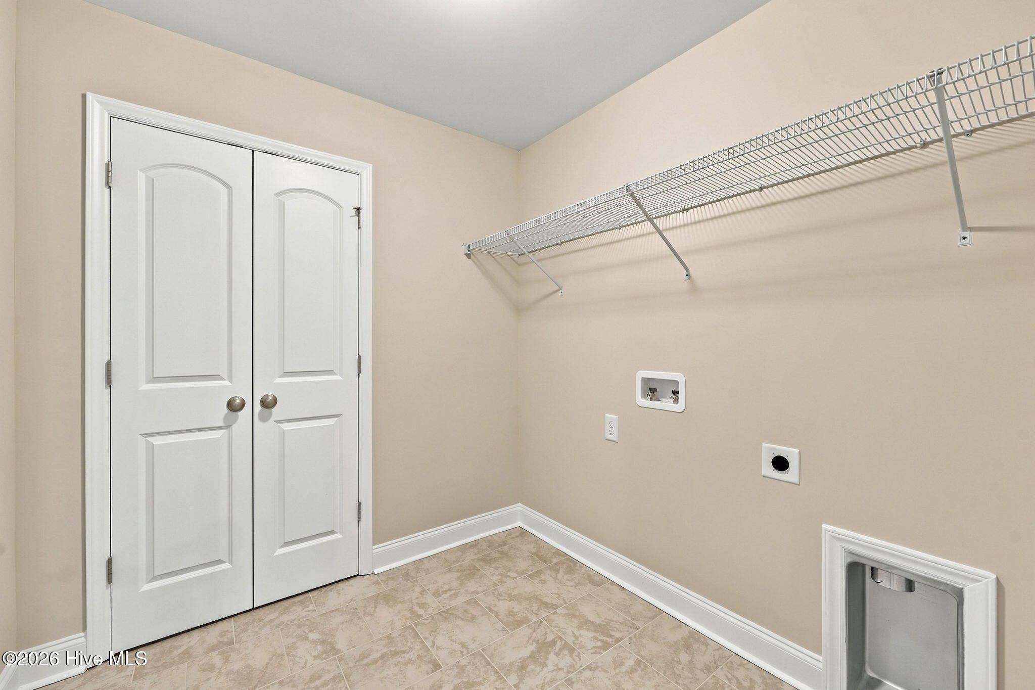 2337 Rhinestone Drive Property Photo 14