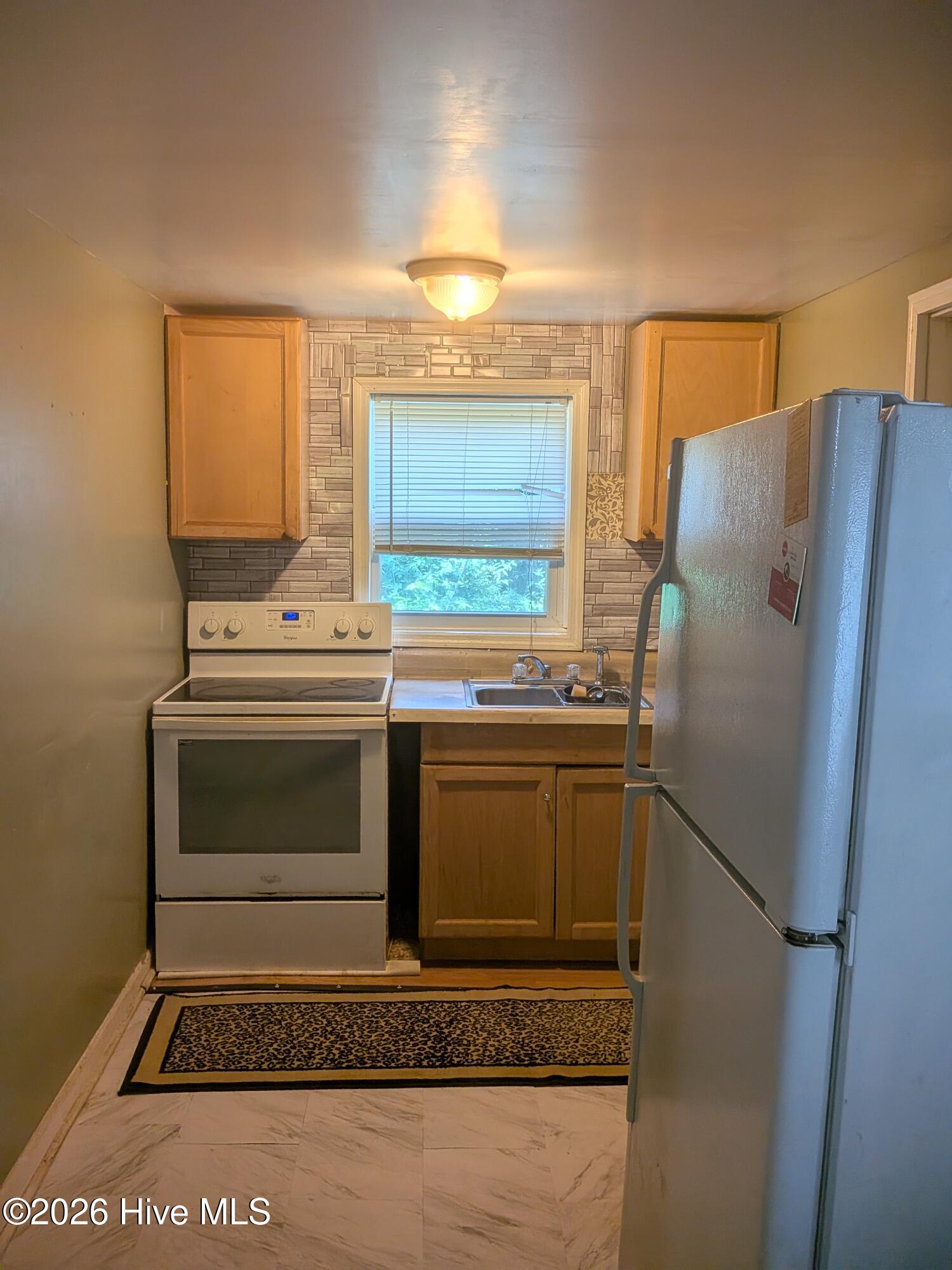 2123 Bayvale Road Property Photo 4