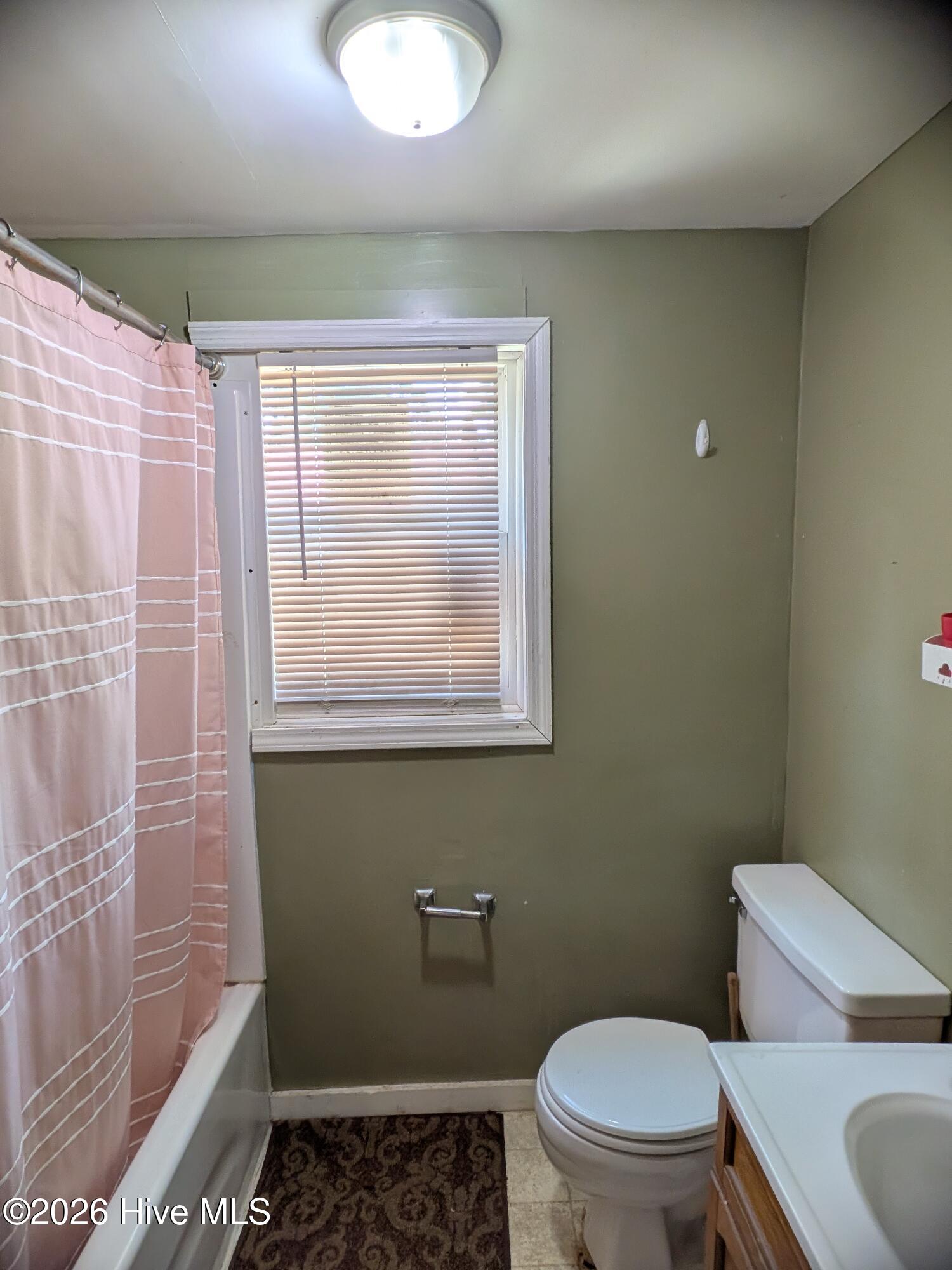 2123 Bayvale Road Property Photo 7
