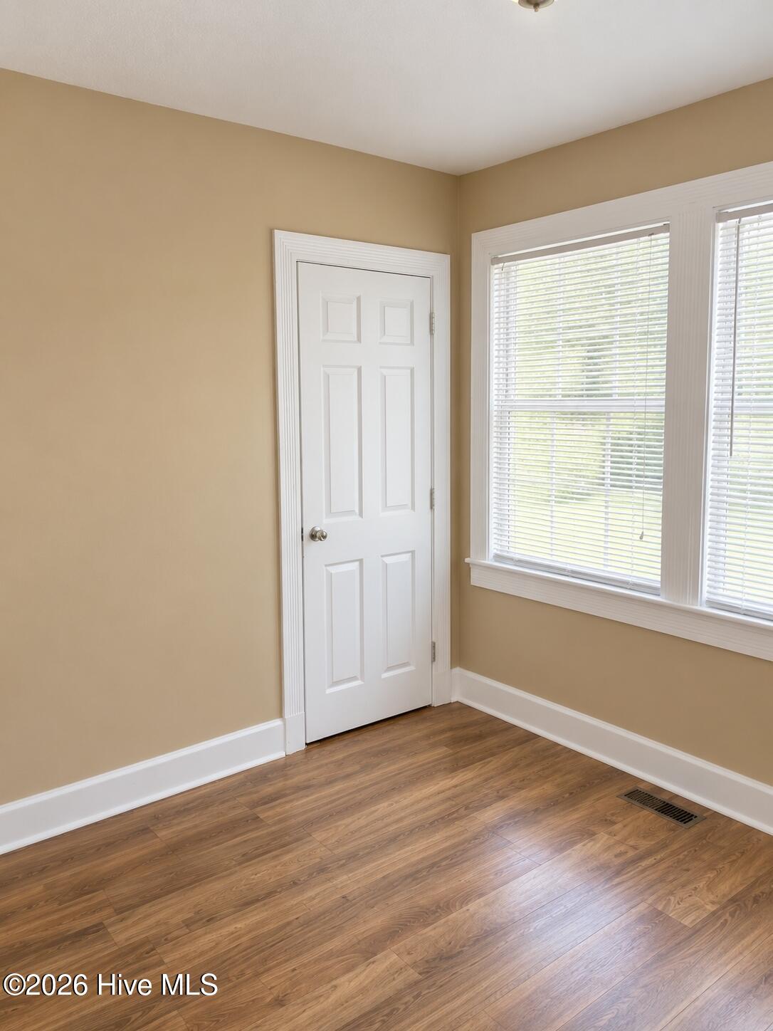 316 Sherwood Avenue Property Photo 14