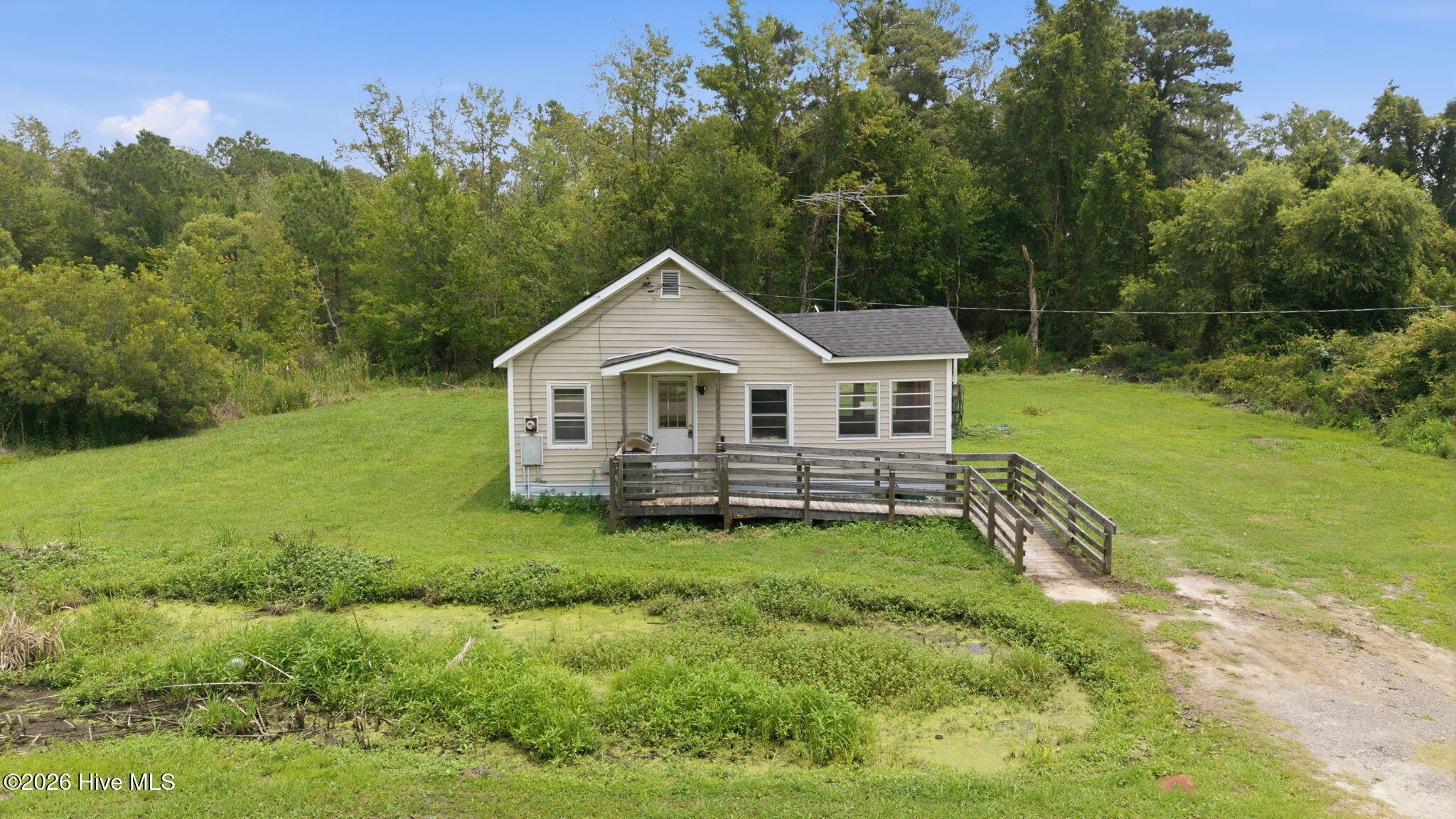 800 Goat Neck Road Property Photo 6