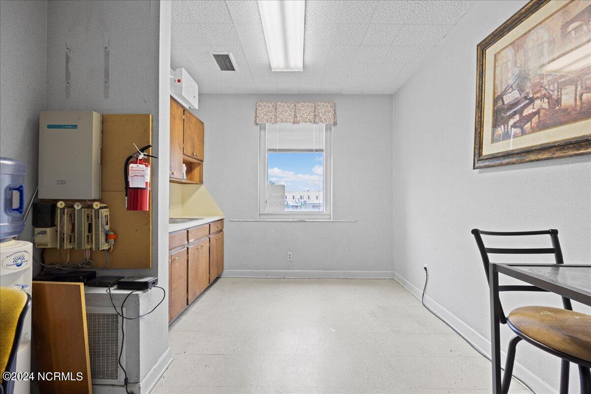115 N Church Street Property Photo 7